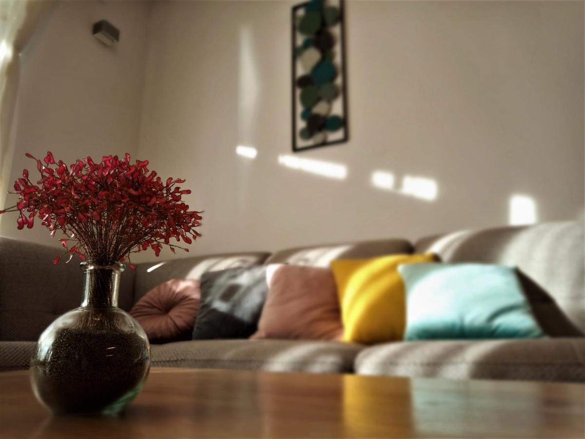 Apartman Emili Malinska Eksteriør billede